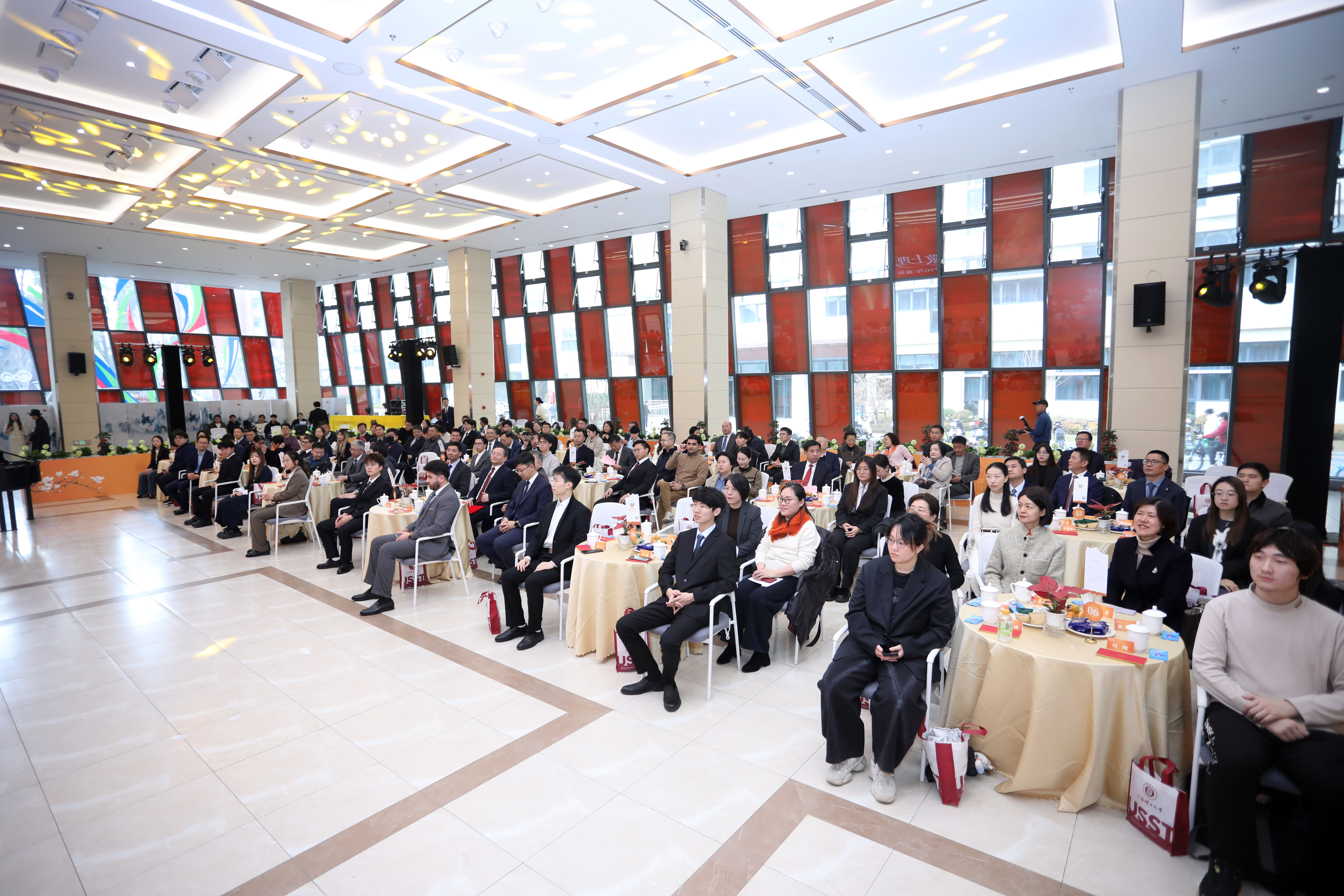 迎新答谢会现场